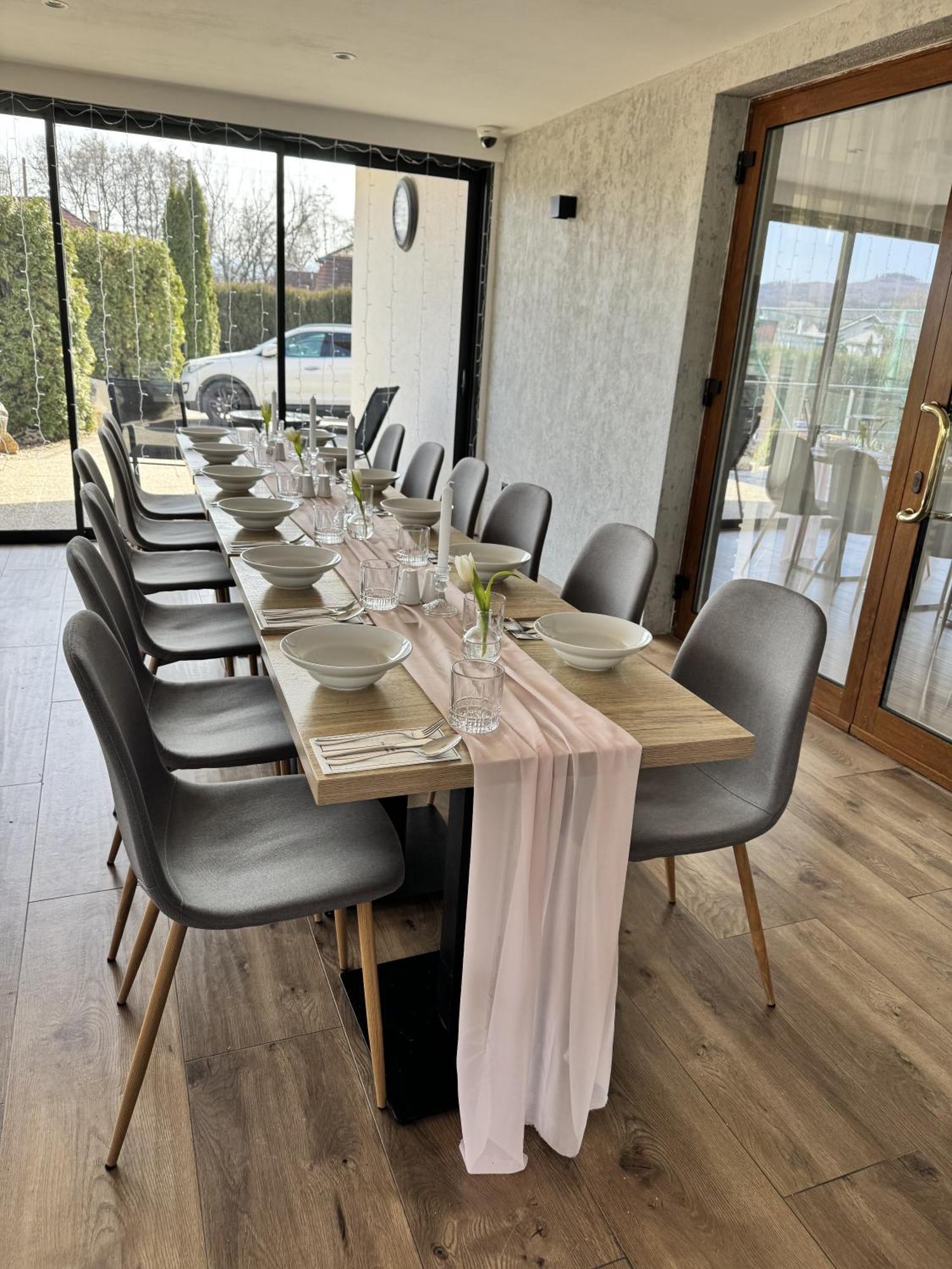 Raketa Residence, Restaurant & Hotel Prievidza Esterno foto